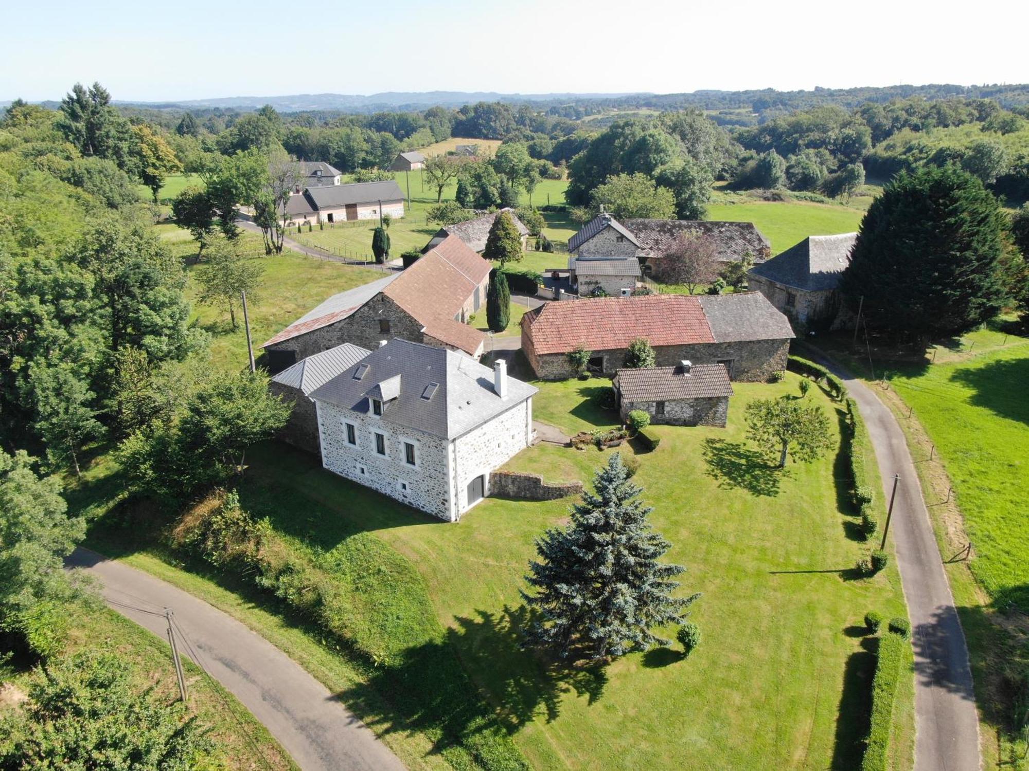 Maison Dans Ancien Corps De Ferme 4 A 6 Personnes Saint-Clement  エクステリア 写真